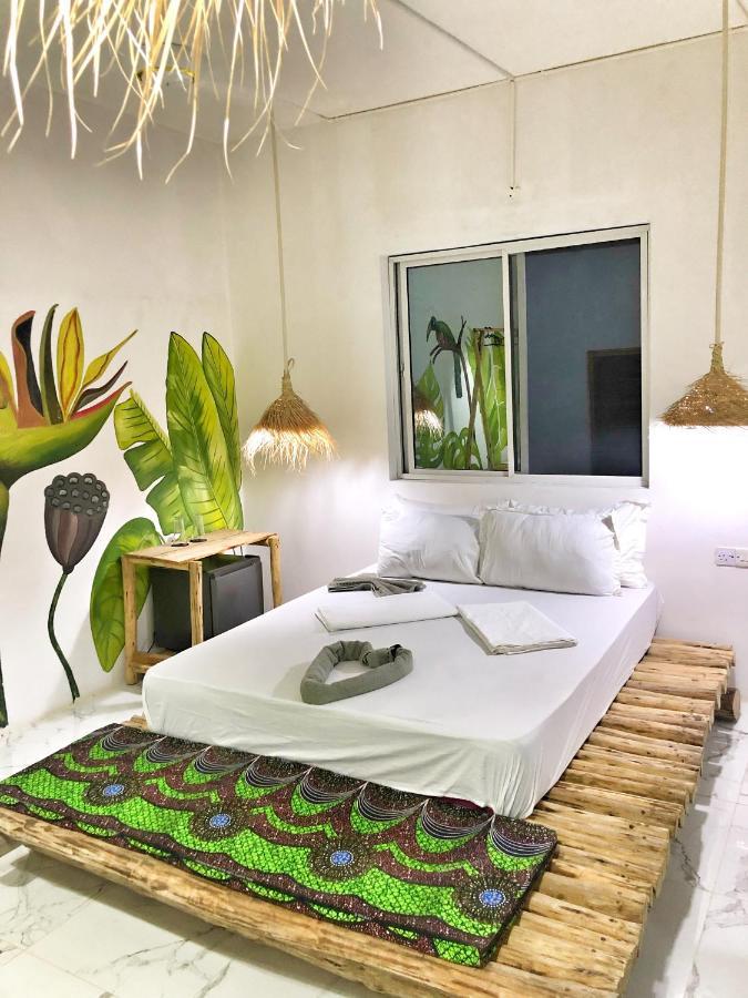 Pole Pole Boutique House Hotel Нунгви Екстериор снимка
