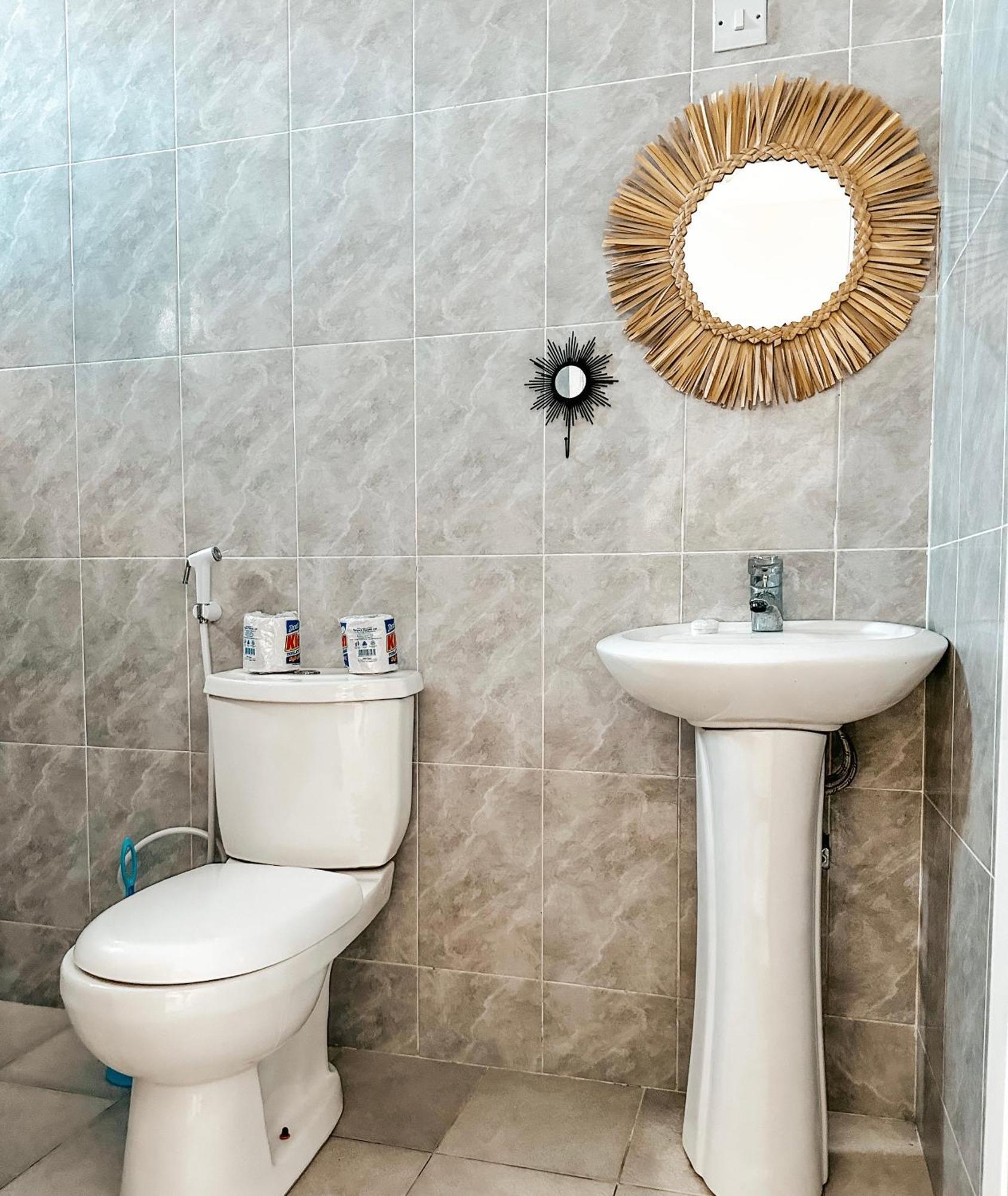 Pole Pole Boutique House Hotel Нунгви Екстериор снимка