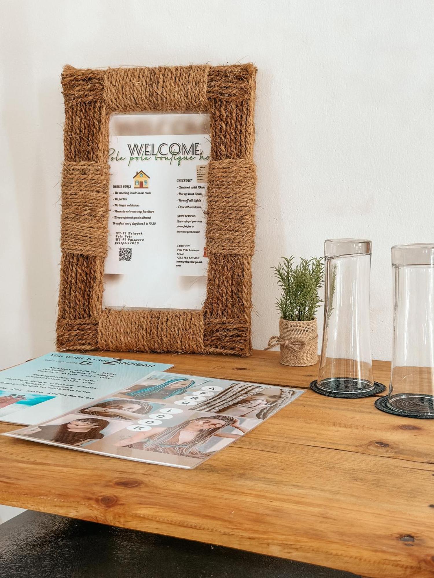 Pole Pole Boutique House Hotel Нунгви Екстериор снимка